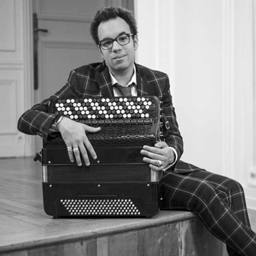 Extraordinaire accordéon avec Théo Ould