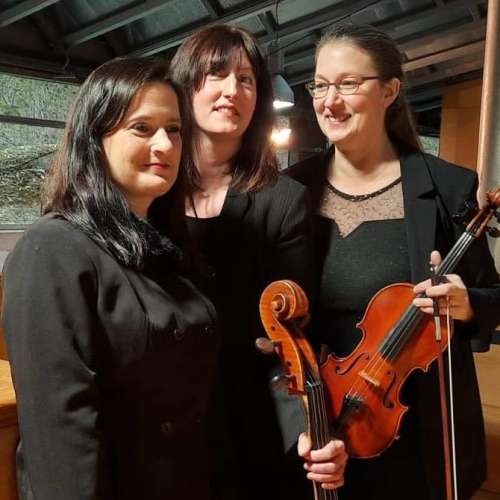 « Eclipse » par le trio Phébus